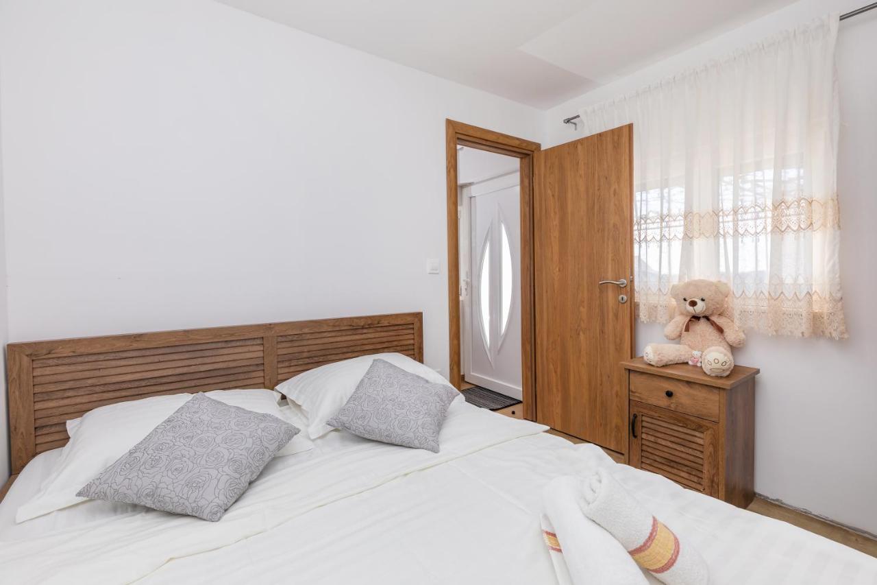 קאבטאט Apartments Sweet And Cozy מראה חיצוני תמונה