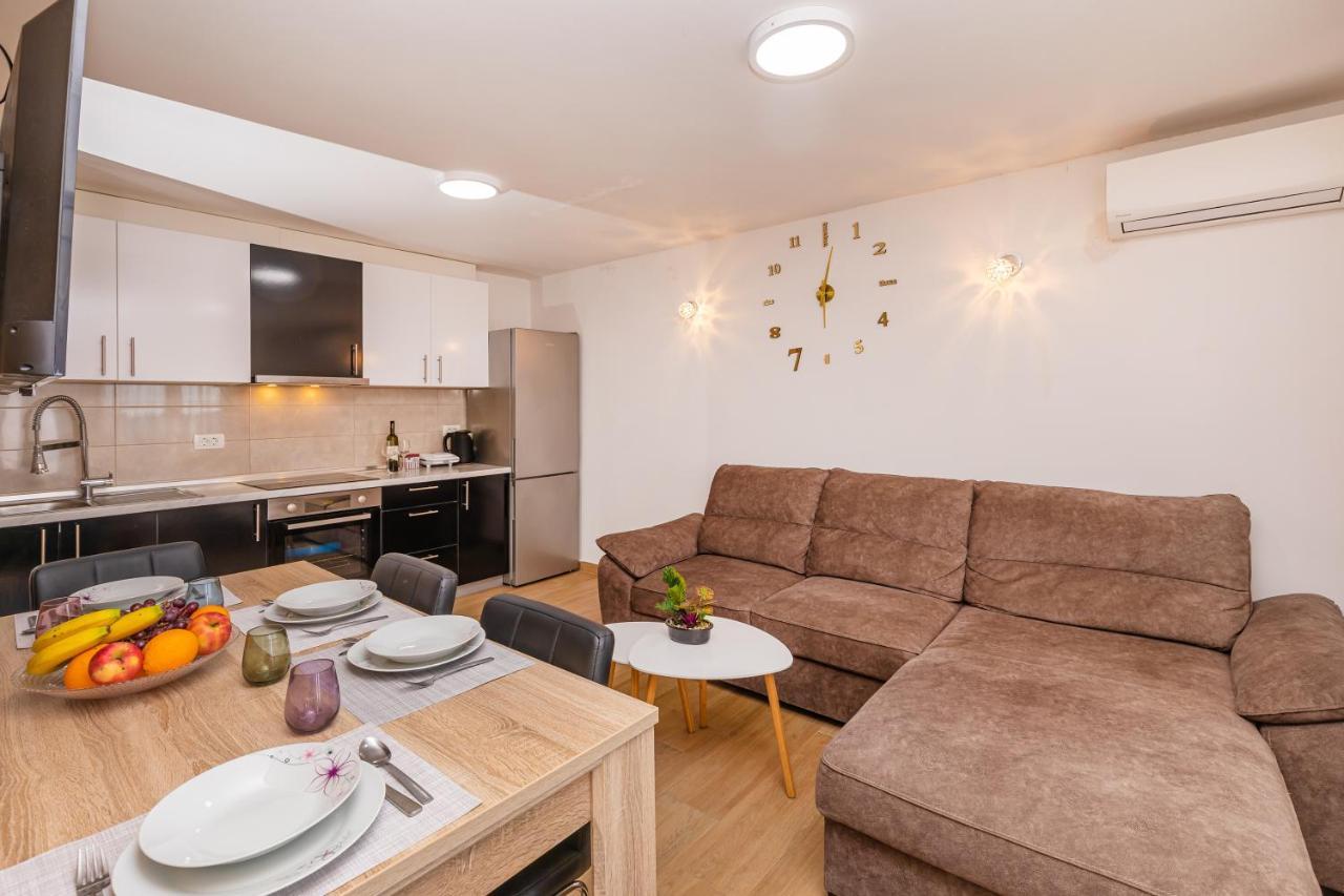 קאבטאט Apartments Sweet And Cozy מראה חיצוני תמונה