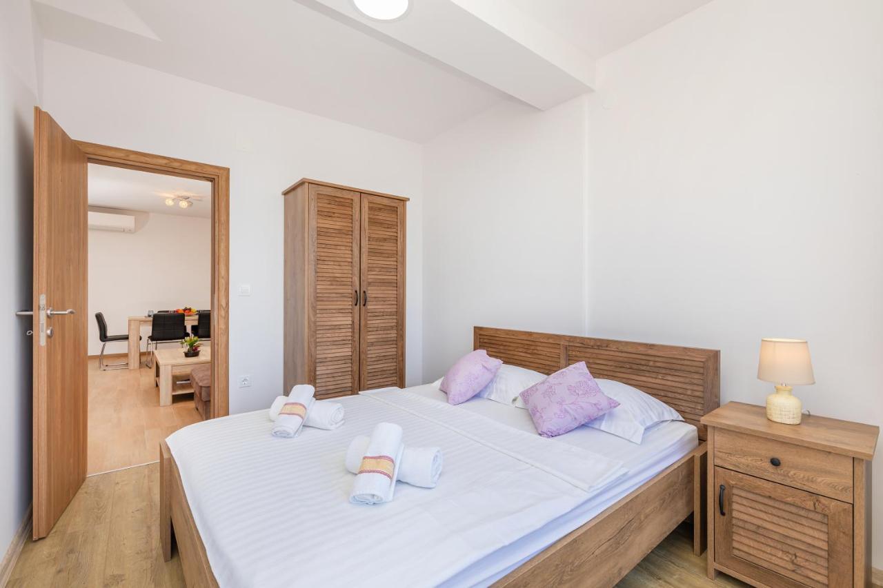 קאבטאט Apartments Sweet And Cozy מראה חיצוני תמונה
